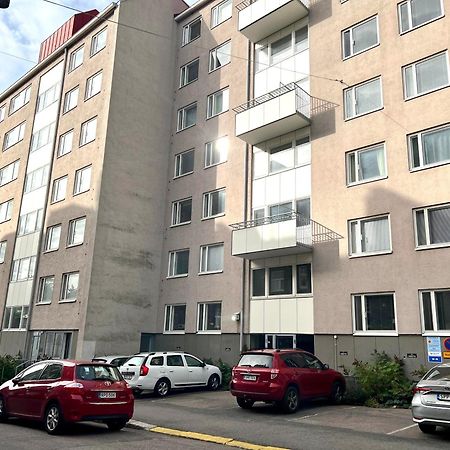 Scandinavian Home 17 City Center Tyoemiehenkatu 2B Helsínquia Exterior foto