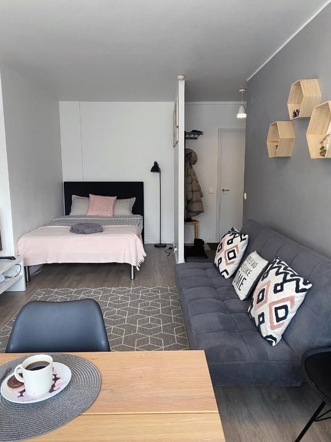 Scandinavian Home 17 City Center Tyoemiehenkatu 2B Helsínquia Exterior foto
