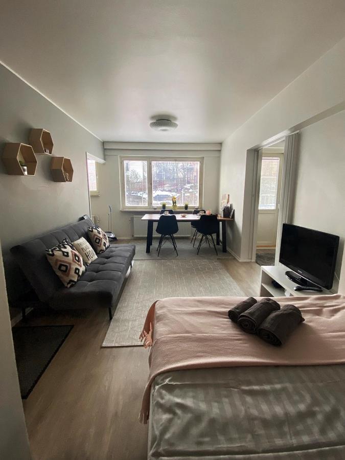 Scandinavian Home 17 City Center Tyoemiehenkatu 2B Helsínquia Exterior foto