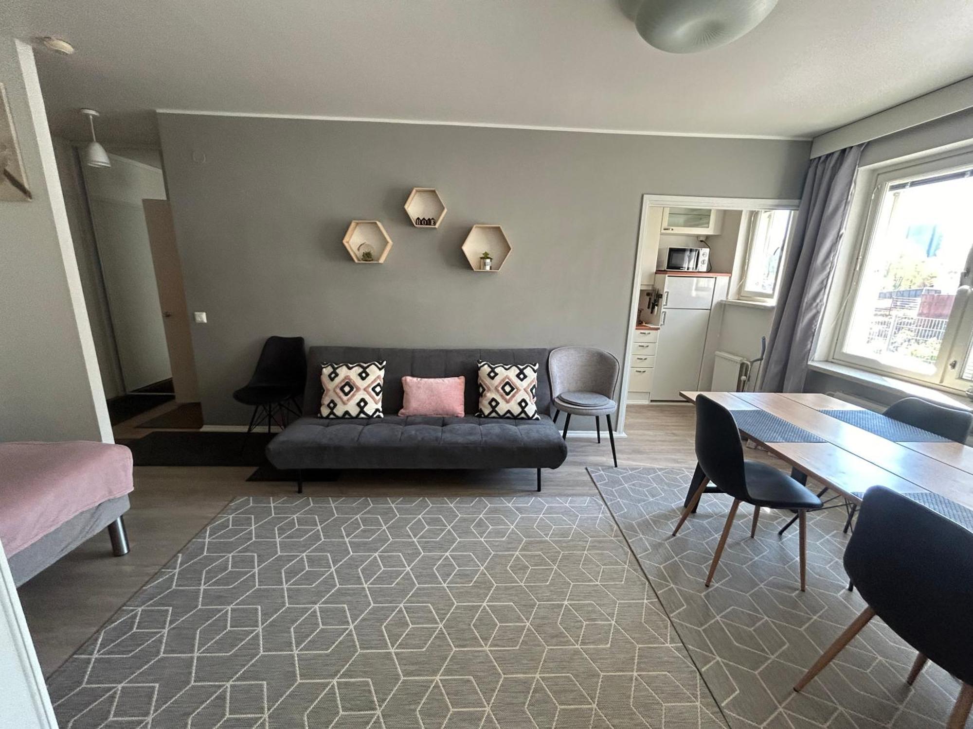 Scandinavian Home 17 City Center Tyoemiehenkatu 2B Helsínquia Exterior foto