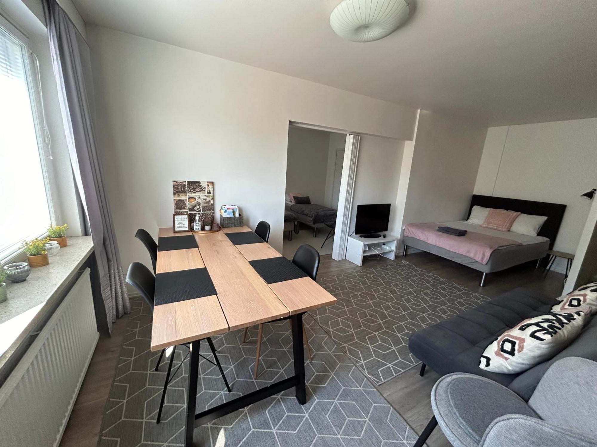 Scandinavian Home 17 City Center Tyoemiehenkatu 2B Helsínquia Exterior foto